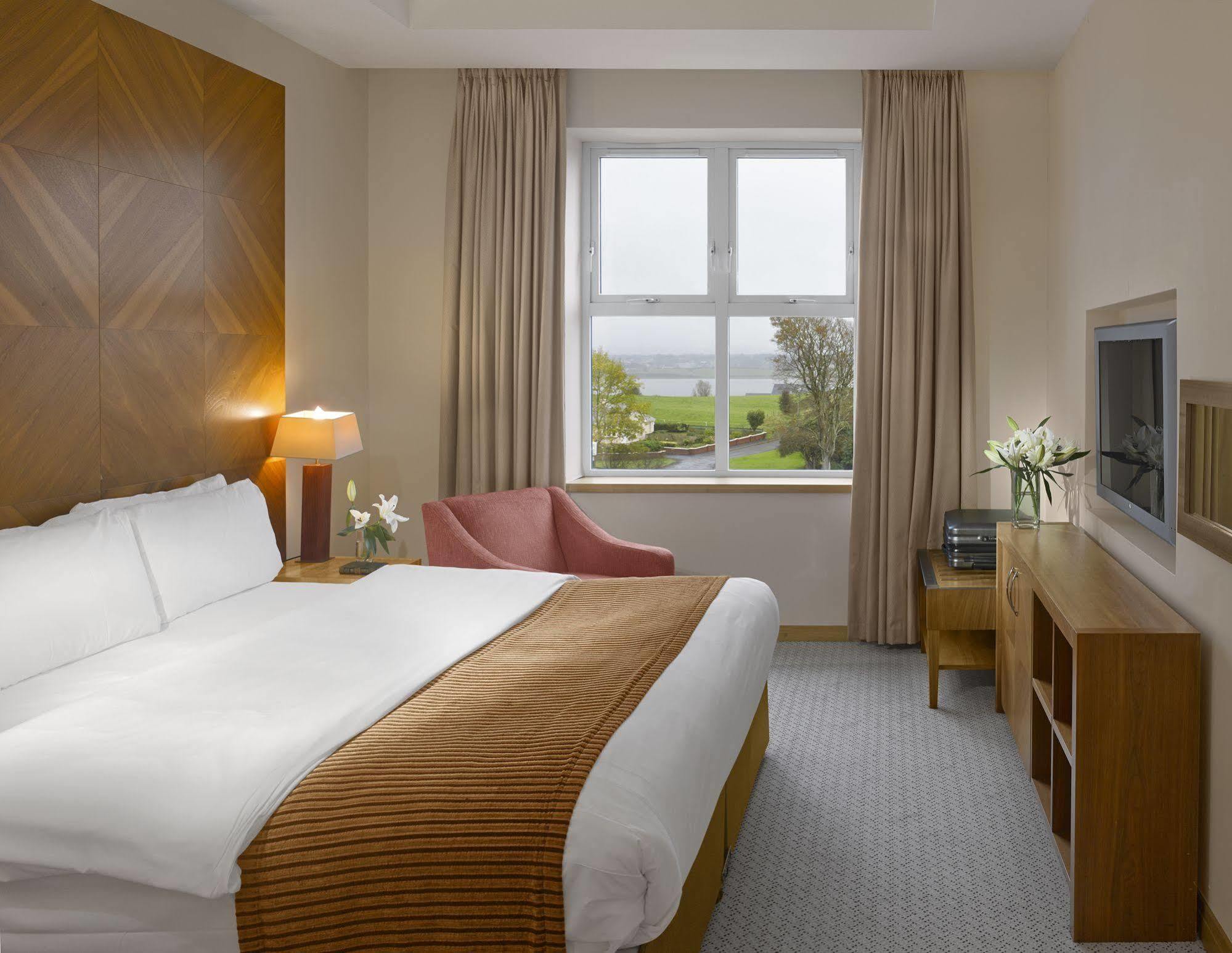 Radisson Blu Hotel & Spa, Sligo Extérieur photo